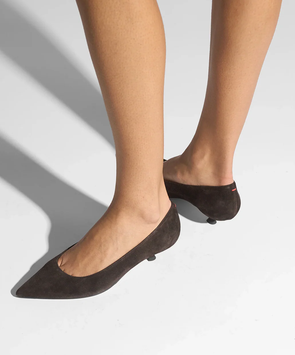 Aeyde Moka Cari Kid Suede Leather Pumps - Image 5