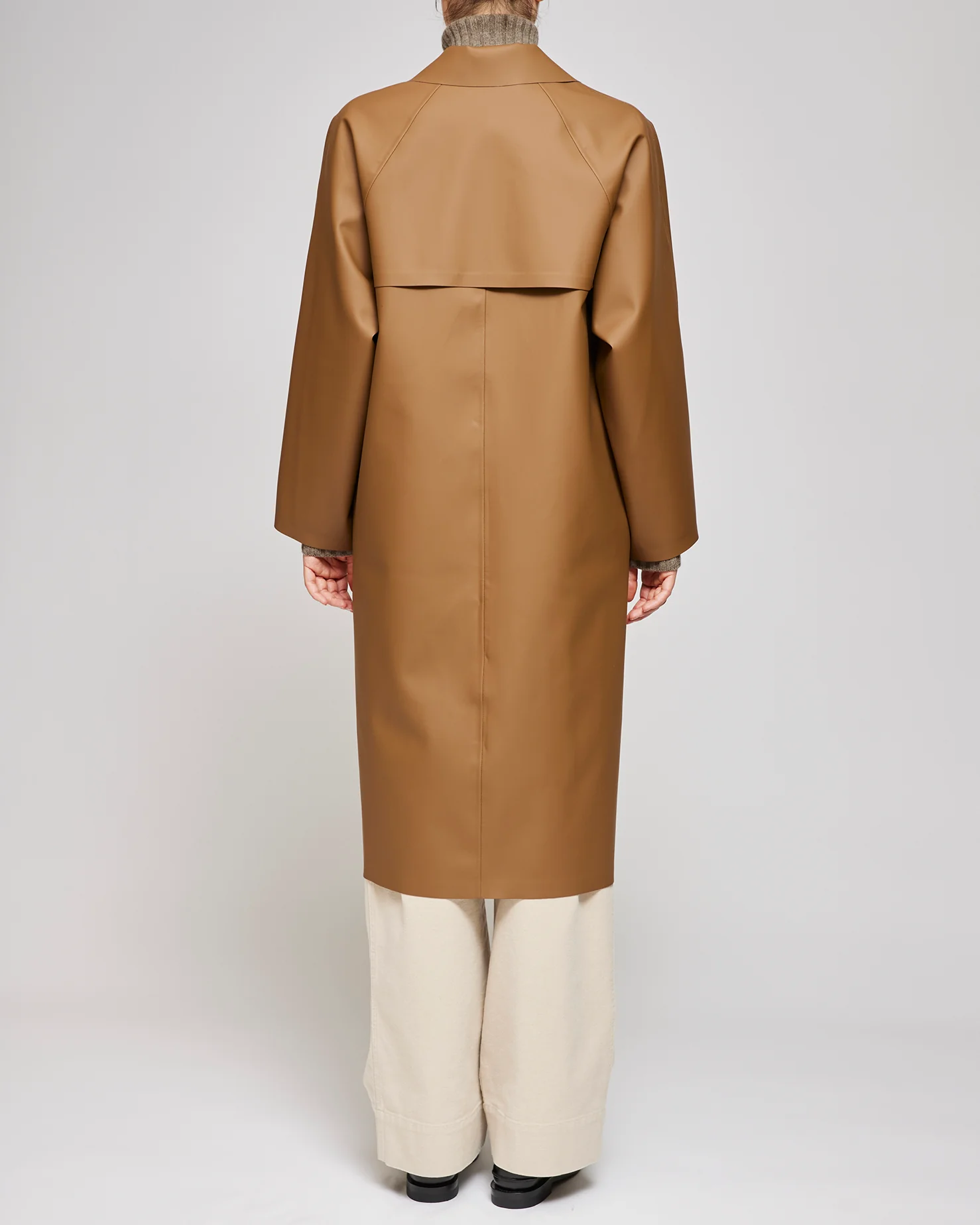 Kassl Editions Camel Original Below Rubber Coat - Image 3